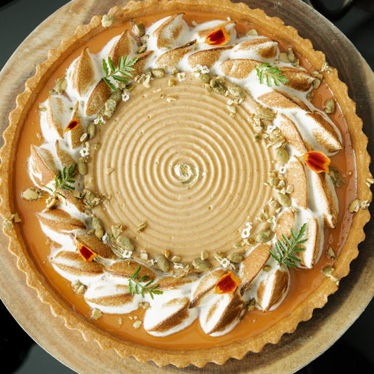 Four Seasons Homestyle Pumpkin Pie with Pumpkin Cream